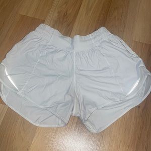 COPY - COPY - White lulu hotty hots